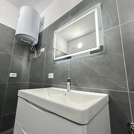 아파트 1 Bedroom 1138 *