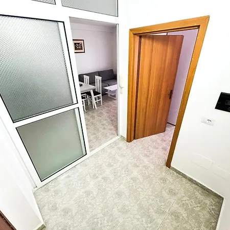 아파트 1 Bedroom 1138 *