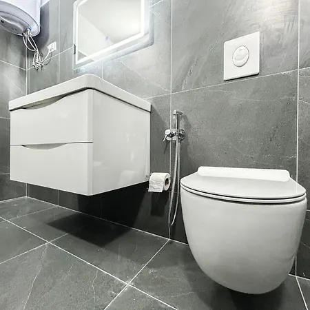1 Bedroom 1138 Durrës
